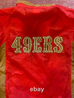 Vintage San Francisco 49ers Apex One Windbreaker Size L folds to fanny pack